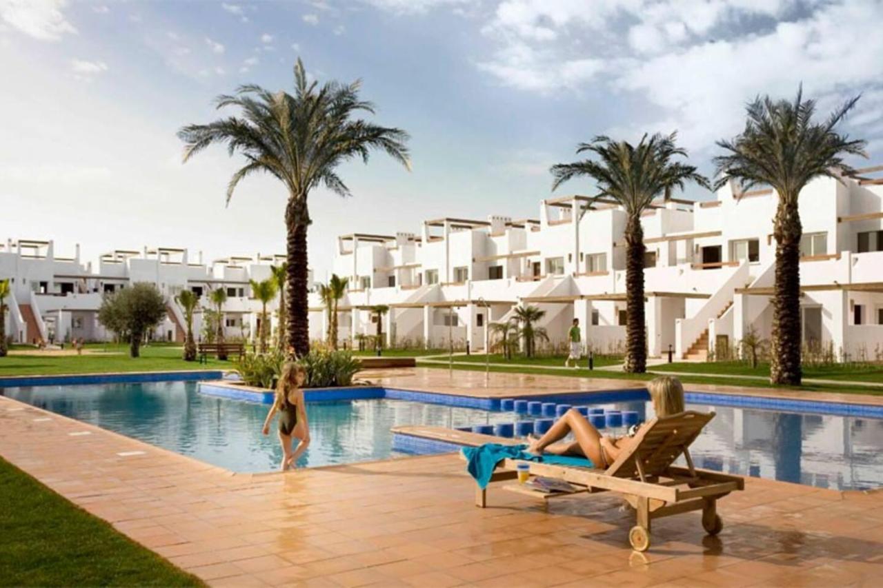 Condado De Alhama Apt-Pool-Park-Parking-Sleeps4 Алама-де-Мурсия Экстерьер фото